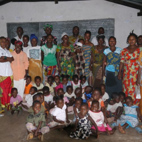 Accompagnement de groupes des femmes réunies en association villageoises d’épargne et de crédit